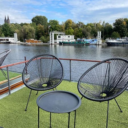 Hôtel Houseboat Ginger Prague Extérieur photo