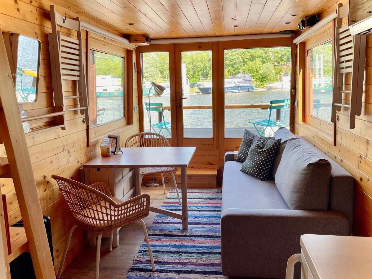 Hôtel Houseboat Ginger Prague Extérieur photo